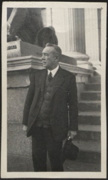 Ricardo de Orueta. Fuente: Acción Cultural Española. Folleto de la exposición.